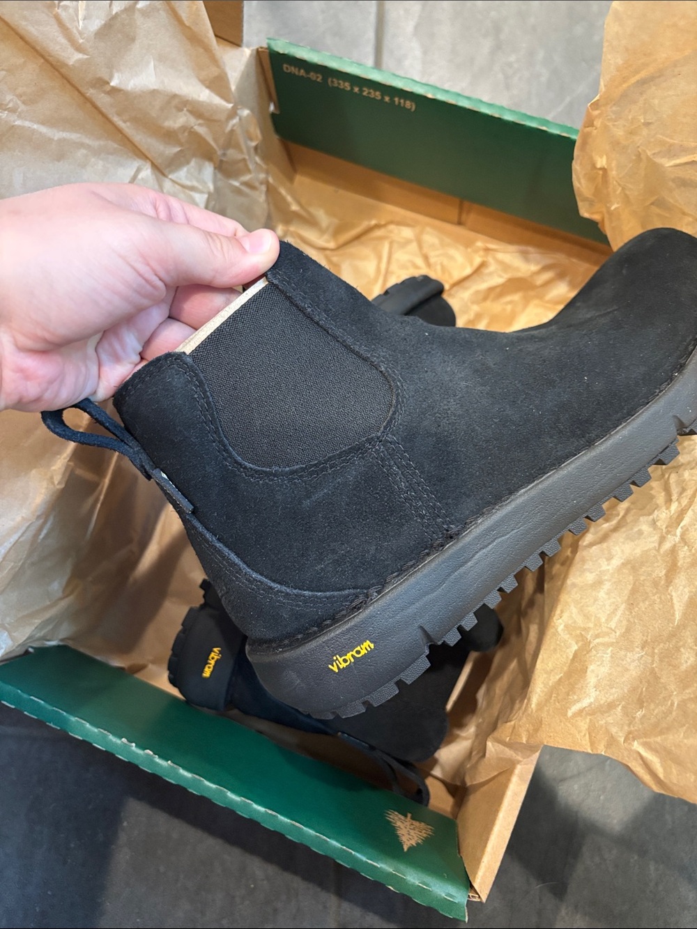 Women’s DANNER black suede pull on boots size 8 NWT